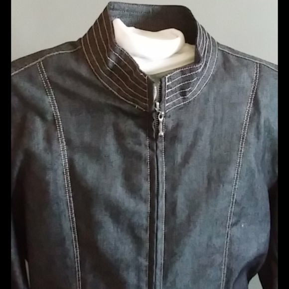 Jean looking Jacket Blazer (Sorry, Skirt No Longer Available) - Picture 3 of 4